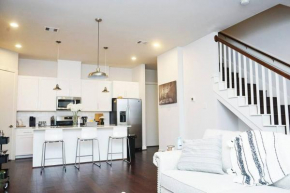 Cozy Modern 3BR Townhouse